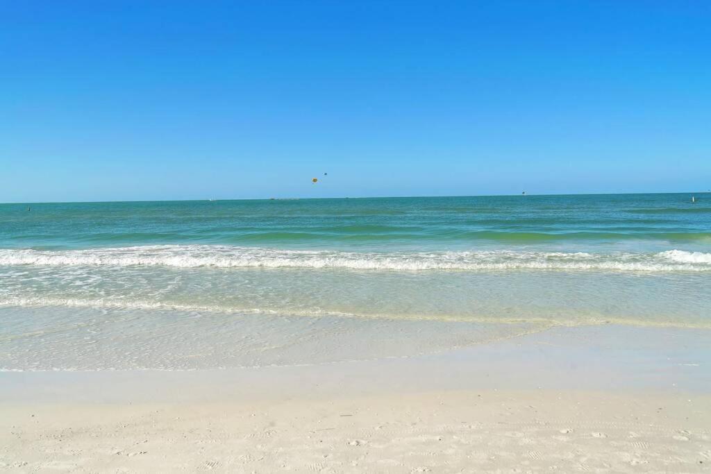 Siesta Cool: Only Minutes Walk To Siesta Beach! 西耶斯塔岛 外观 照片