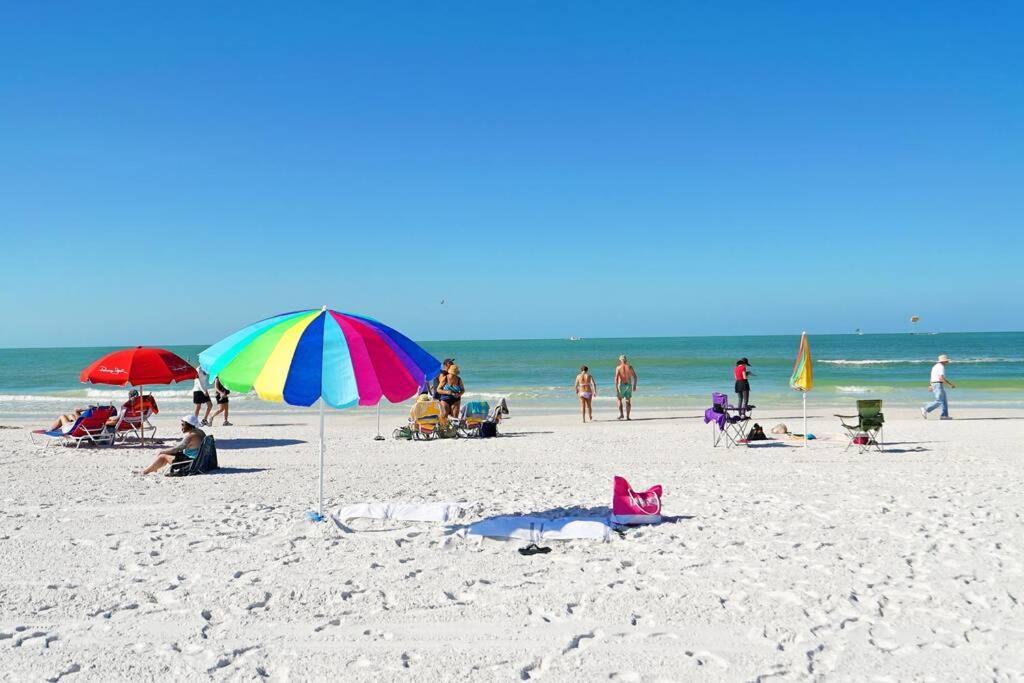 Siesta Cool: Only Minutes Walk To Siesta Beach! 西耶斯塔岛 外观 照片