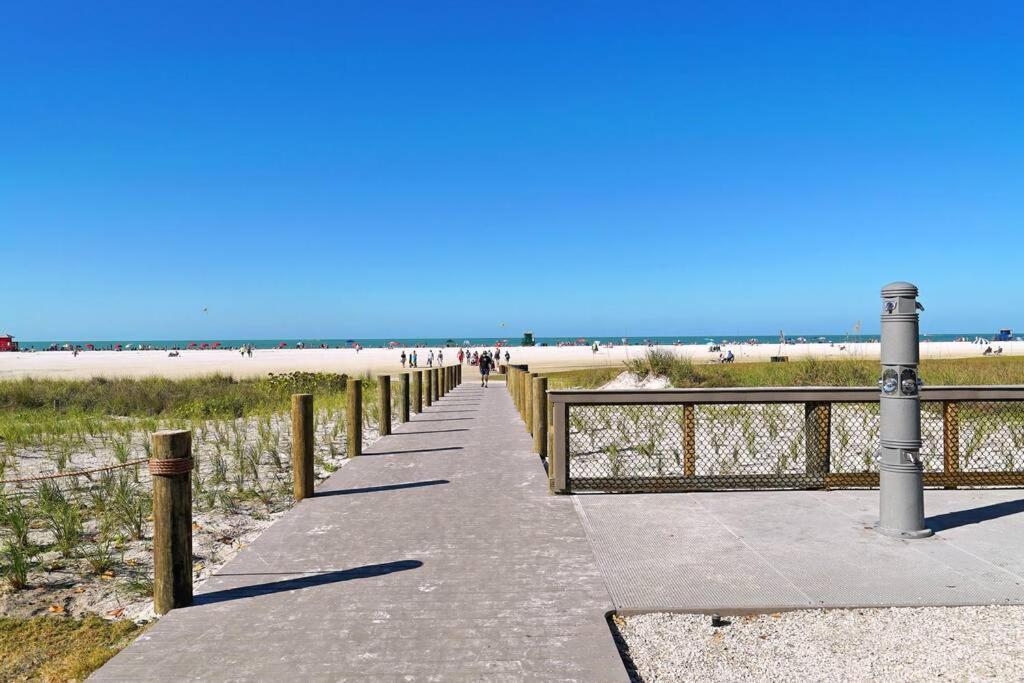 Siesta Cool: Only Minutes Walk To Siesta Beach! 西耶斯塔岛 外观 照片