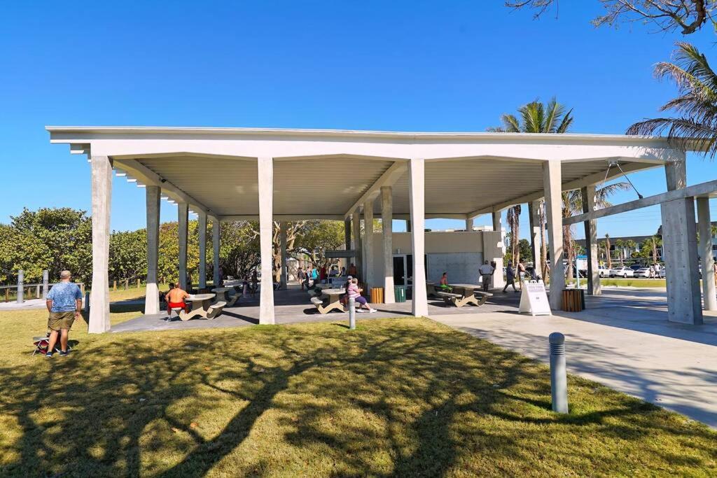 Siesta Cool: Only Minutes Walk To Siesta Beach! 西耶斯塔岛 外观 照片